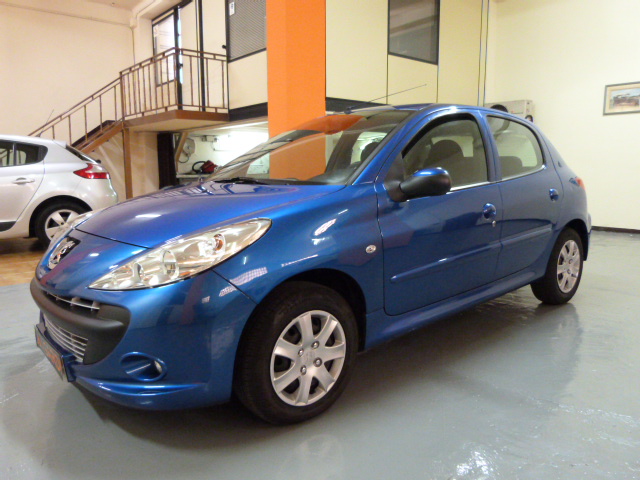 PEUGEOT 206+ 1.1i
