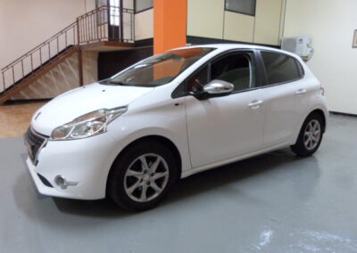 PEUGEOT 208 1.4HDI STYLE