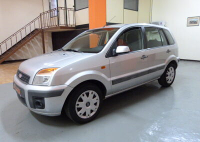 FORD FUSION 1.4i TREND