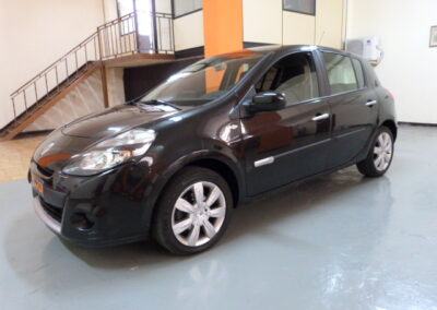 RENAULT CLIO 1.2 TCE TOM TOM EDITION    VENUT