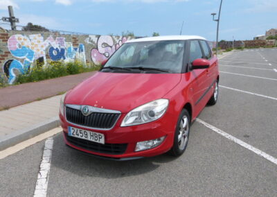 SKODA FABIA 1.2i  (DISPONIBLE PROXIMAMENTE)